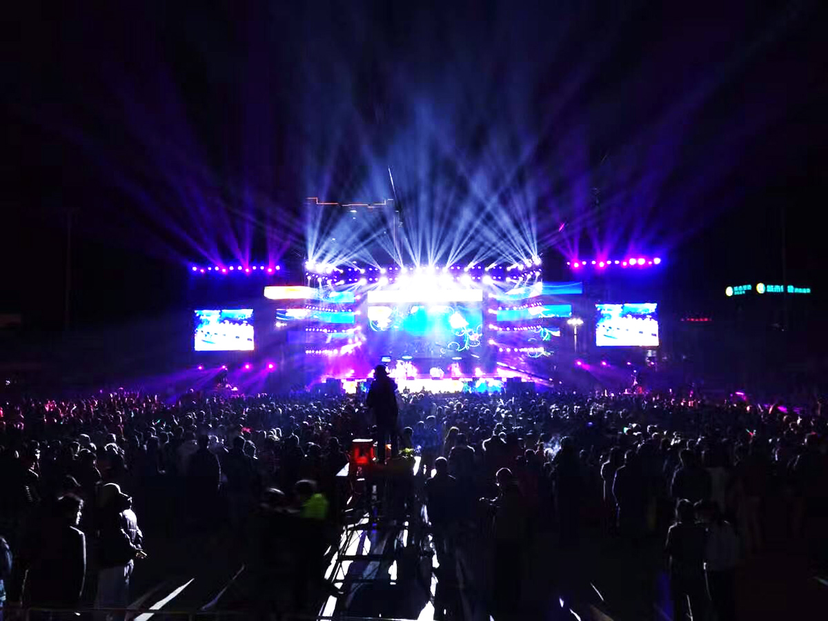 廣州晚會(huì)活動(dòng)公司提供的廣寧電視臺(tái)直播跨年晚會(huì)案例賞析