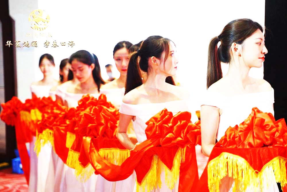 廣州儀式活動策劃公司提供的華康鴻基揭牌項目簽約啟動案例3